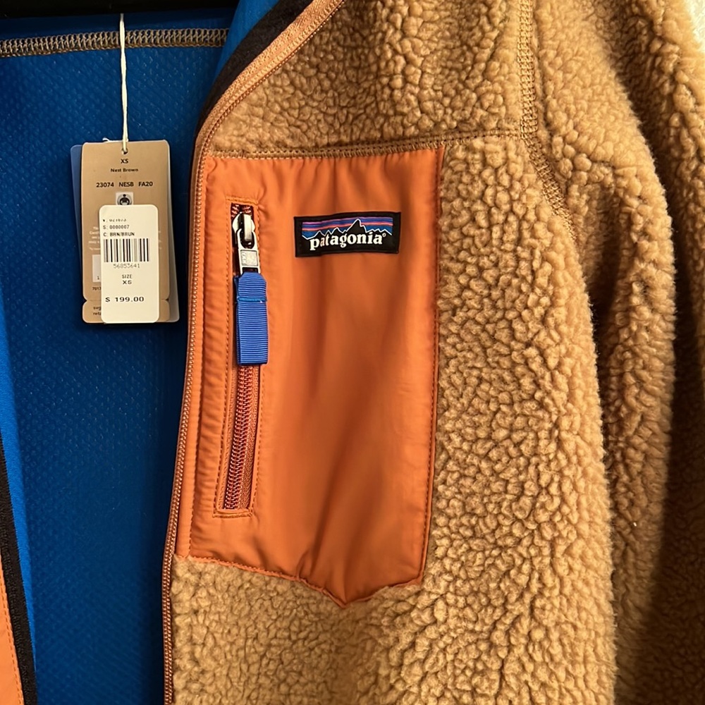 Brand new with tags. Never worn. Patagonia Women’s classic retro X jacket